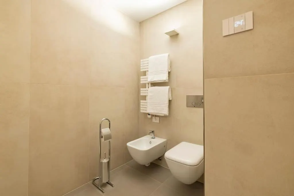 Pgrhome Buenos Aires Porta Venezia M Milan Apartment