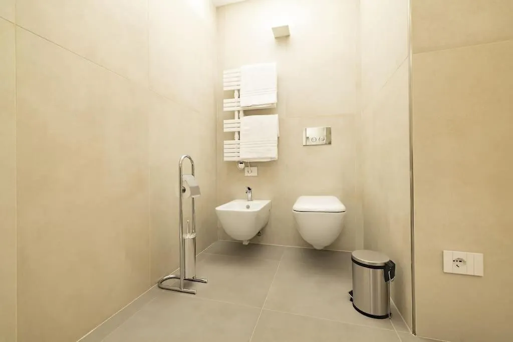 Pgrhome Buenos Aires Porta Venezia M Milan