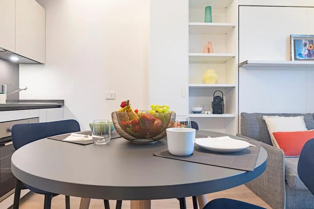 Pgrhome Buenos Aires Porta Venezia M Milan Italy